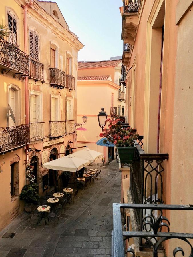 Nel Cuore Del Centro Storico Con Comfort E Stile Iglesias Exterior foto